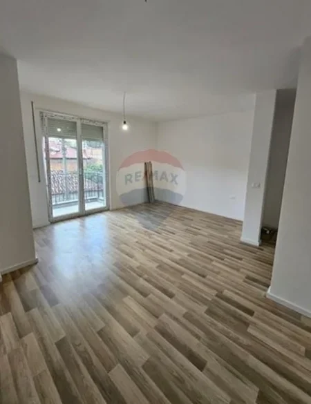 Tirane, shitet apartament 1+1 , 44 m² 92.000 € (shkolla e baletit ID: 530571006-7)
