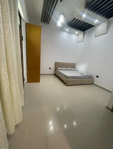 Tirane, jepet me qera garsonier Kati 1, 40 m² 350 € (kodra e diellit)