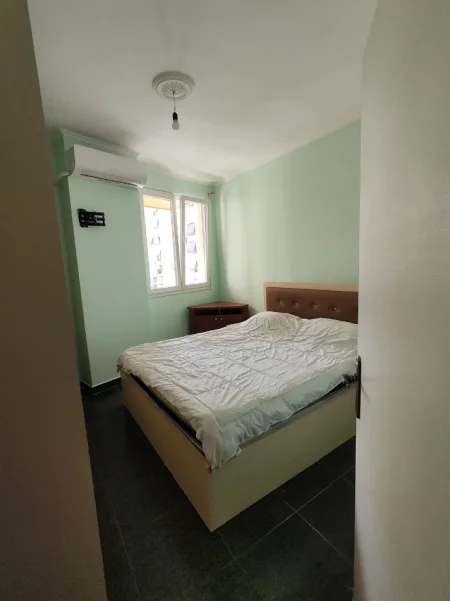 Tirane, jepet me qera apartament 1+1+Ballkon Kati 3, 78 m² 450 € (Astir,Kompleksi Fratari)