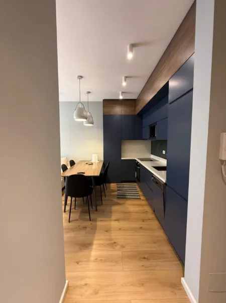 Tirane, jepet me qera apartament 1+1 Kati 4, 65 m² 650 € (Astir)