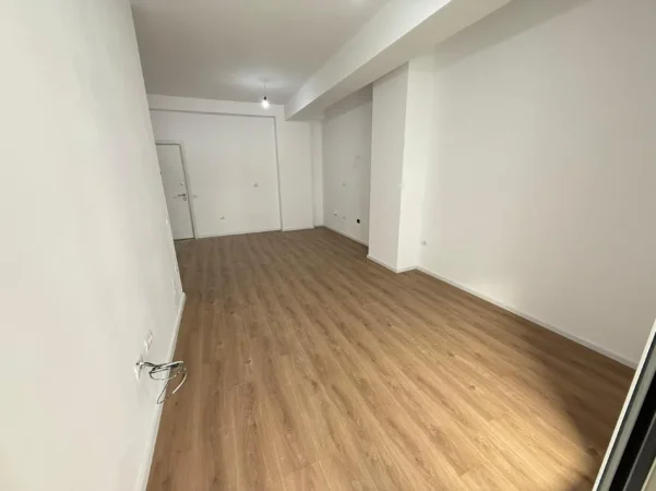 Tirane, shitet apartament 1+1 Kati 2, 60 m² (Ali Demi)