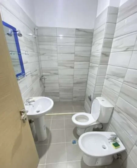 Tirane, jepet me qera apartament 1+1 Kati 0, 60 m² 350 € (Prane  qytetit studenti)