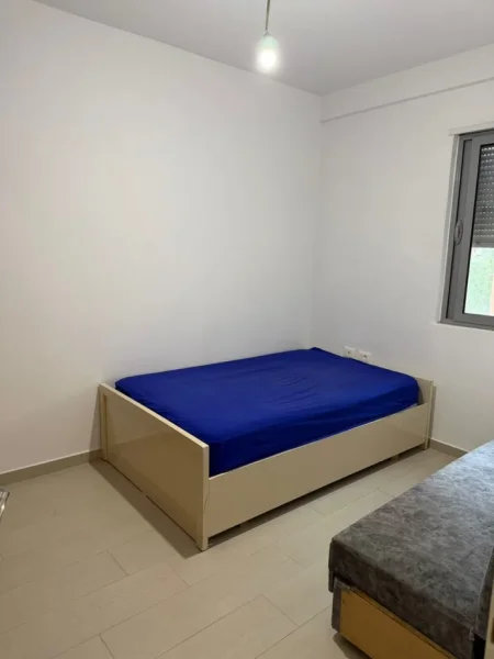 Tirane, jepet me qera apartament 2+1 Kati 1, 85 m² 400 € (Selite)