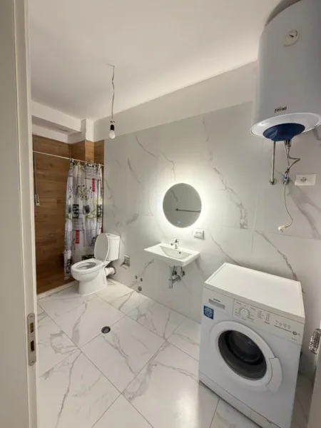 Tirane, jepet me qera apartament 2+1 Kati 1, 85 m² 400 € (Selite)