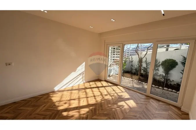 Tirane, shitet apartament 1+1 Kati 1, 67 m² 130.000 € (Kodra e Diellit 1)
