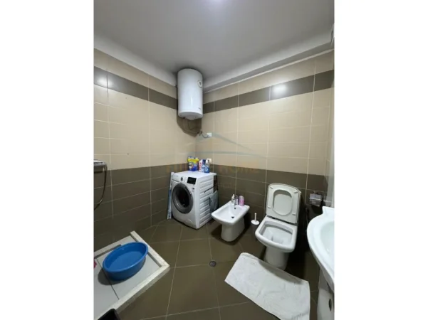 Tirane, shitet apartament 2+1 Kati 3, 116 m² 163.000 € (YZBERISHT)