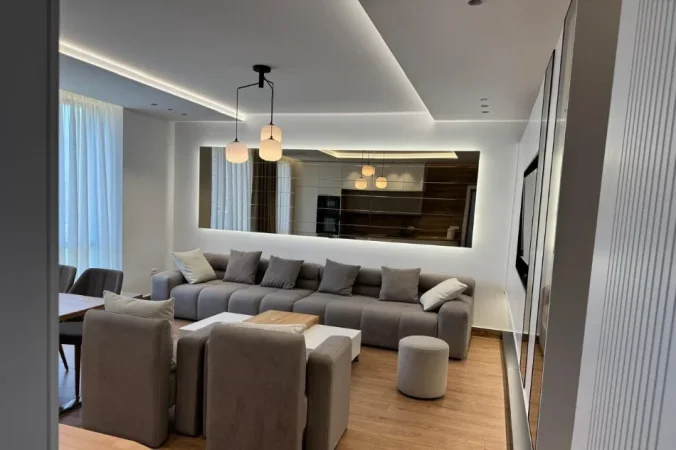 Tirane, jepet me qera apartament 1+1 Kati 6, 76 m² 700 € (BULEVARDI I RI)