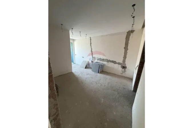 Tirane, shitet apartament 2+1+Ballkon , 104 m² 230.000 € 