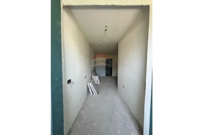 Tirane, shitet apartament 2+1+Ballkon , 104 m² 230.000 € 