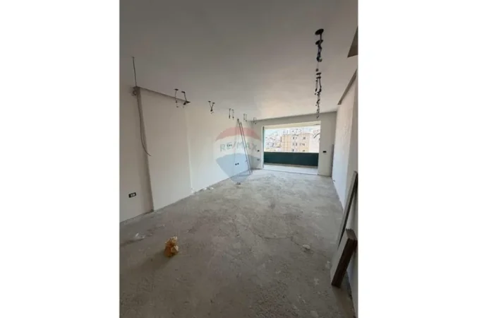 Tirane, shitet apartament 2+1+Ballkon , 104 m² 230.000 € 