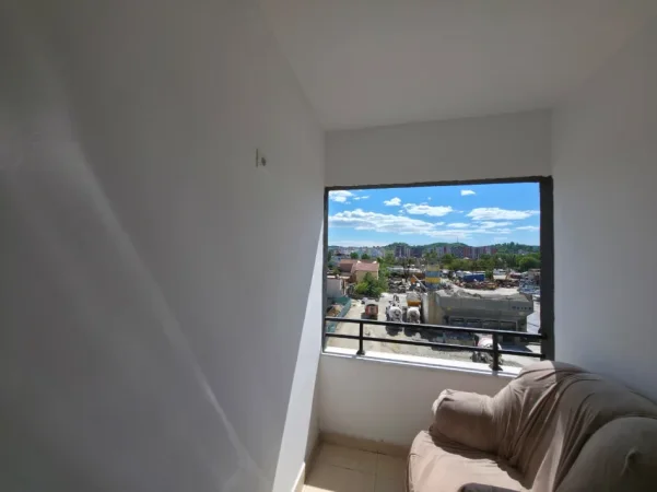 Tirane, jepet me qera apartament 1+1 Kati 3, 420 € 