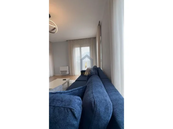 Tirane, shitet apartament 1+1+Ballkon Kati 5, 82 m² 1.550.000 € (Apartament 1+1 për shitje tek Oxhaku)