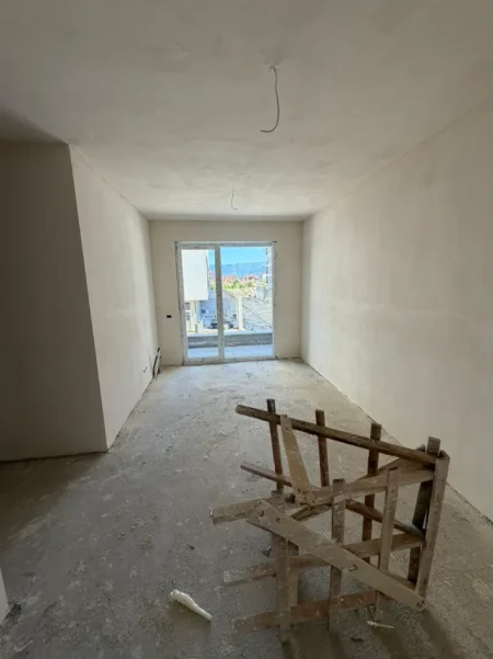 Tirane, shitet 2+1 Kati 2, 80 m² 100.000 € 