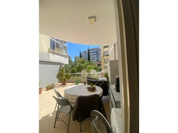 Tirane, shitet apartament 2+1 Kati 3, 90 m² 130.000 € (Fresku)