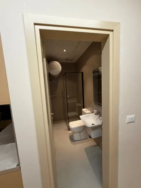 Tirane, jepet me qera apartament 2+1 Kati 5, 110 m² 1.000 € (Don Bosko)