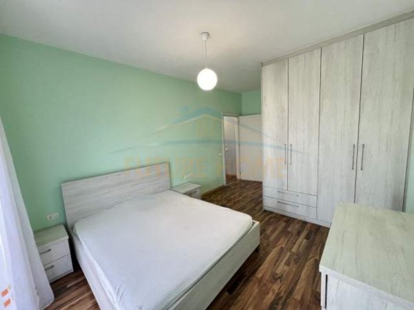 Tirane, jepet me qera apartament 2+1 Kati 6, 109 m² 500 Euro (Unaza e Re)