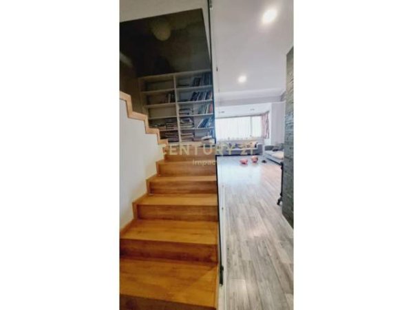Tirane, jap me qera apartament duplex 3+1 Kati 6, 124 m² 600 Euro (selite)