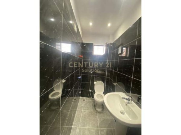 Tirane, jap me qera apartament 2+1 Kati 1, 83 m² 650 Euro (muhamet gjollesha)
