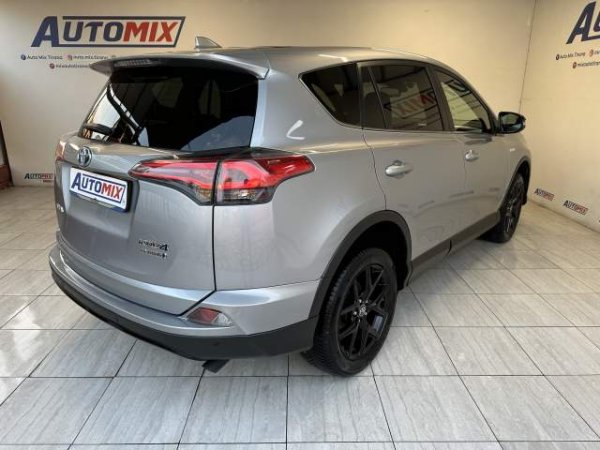 Tirane, shes xhip Toyota rav4 Viti 2018, 22.400 Euro