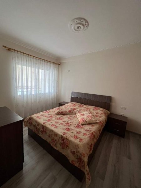 Tirane, jepet me qera apartament 1+1+A+BLK Kati 5, 65 m² 40.000 Leke