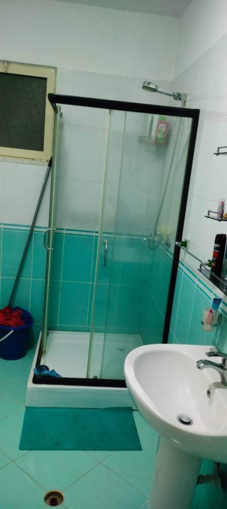 Tirane, jepet me qera apartament 2+1+BLK Kati 5, 101 m² 500 Euro