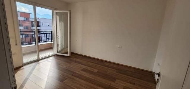 Tirane, shitet apartament 2+1+A+BLK Kati 9, 106 m² 1.100 Euro/m2 (Vila L2)