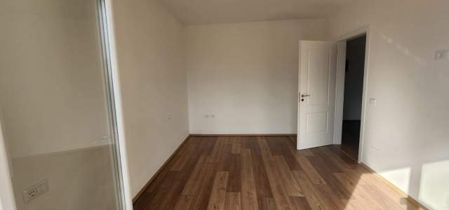 Tirane, shitet apartament 2+1+A+BLK Kati 9, 106 m² 1.100 Euro/m2 (Vila L2)