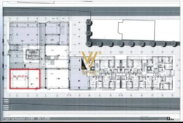 Tirane, shitet dyqan Kati 0, 64 m² 95.000 Euro (kamez)