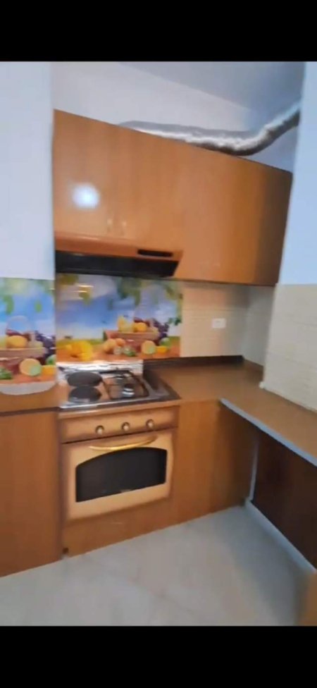 Tirane, jepet me qera apartament 2+1+BLK Kati 6, 120 m² 47.000 Leke (reshit petrela)