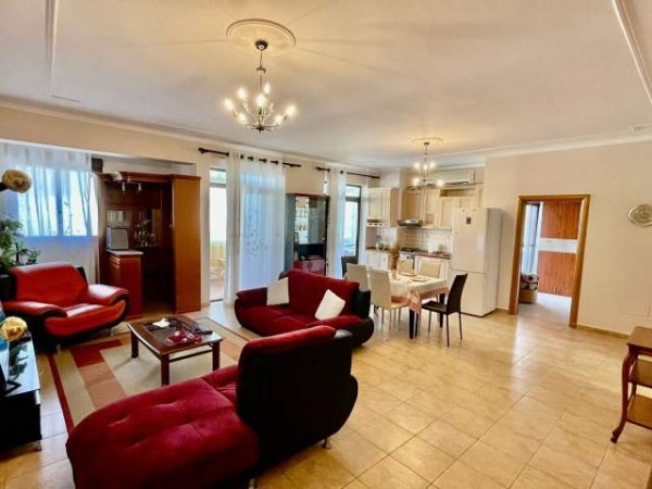 Tirane, jepet me qera apartament 2+1+BLK Kati 3, 95 m² 500 Euro (Durres)