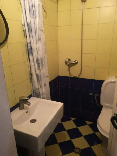 Tirane, jepet me qera apartament 1+1 Kati 1, 30 m² 20.000 Leke