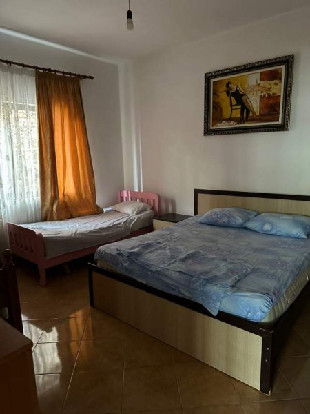 Tirane, jepet me qera apartament 1+1+BLK Kati 3, 70 m² 45.000 Leke