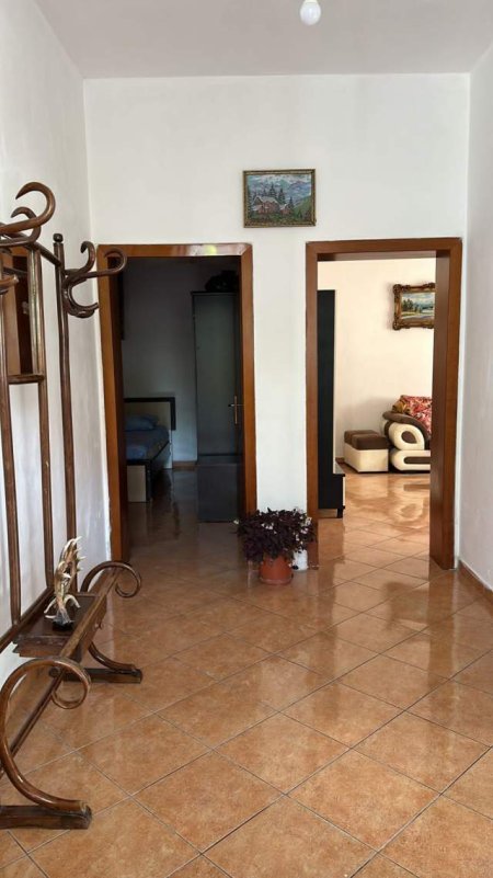 Tirane, jepet me qera apartament 1+1+BLK Kati 3, 70 m² 45.000 Leke
