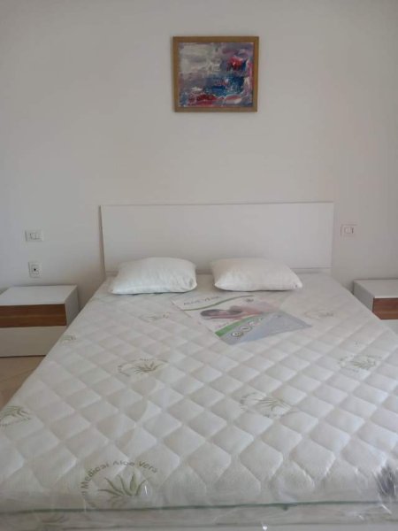 Tirane, jepet me qera apartament 2+1+BLK Kati 8, 85 m² 40.000 Leke