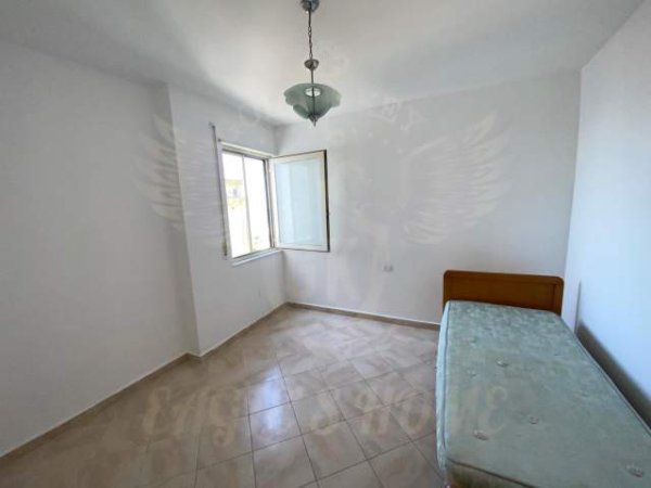 Durres, shes apartament 3+1 Kati 8, 122 m² 85.000 Euro (Plazh Durres,Iliria)