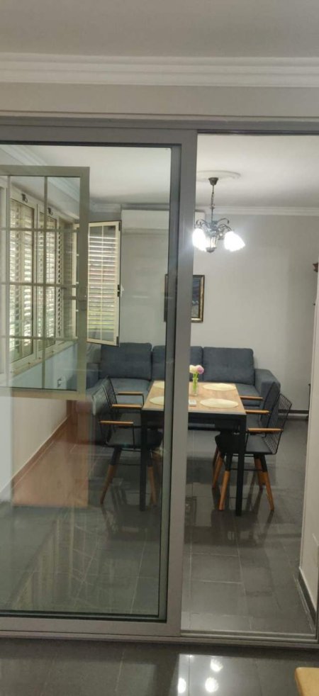 Tirane, jepet me qera apartament 2+1+BLK Kati 2, 130 m² 700 Euro (Rruga Fortuzi)