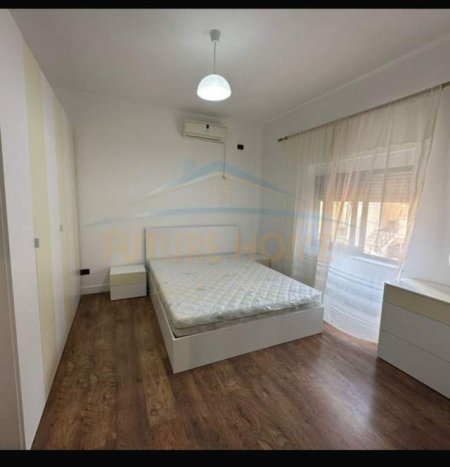 Tirane, jepet me qera apartament 2+1 Kati 2, 500 Euro (Mine Peza)