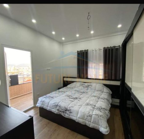 Tirane, jepet me qera apartament 2+1 Kati 12, 90 m² 1.200 Euro (Komuna e parisit)