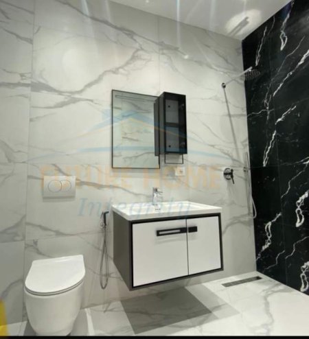 Tirane, jepet me qera apartament 2+1 Kati 12, 90 m² 1.200 Euro (Komuna e parisit)