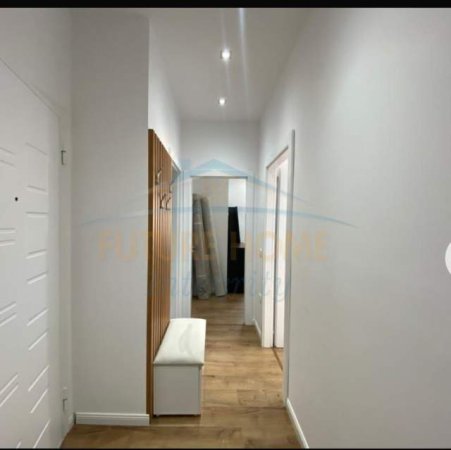 Tirane, jepet me qera apartament 2+1 Kati 12, 90 m² 1.200 Euro (Komuna e parisit)