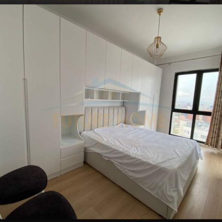 Tirane, jepet me qera apartament 1+1 Kati 10, 70 m² 500 Euro (Farmacia 10)