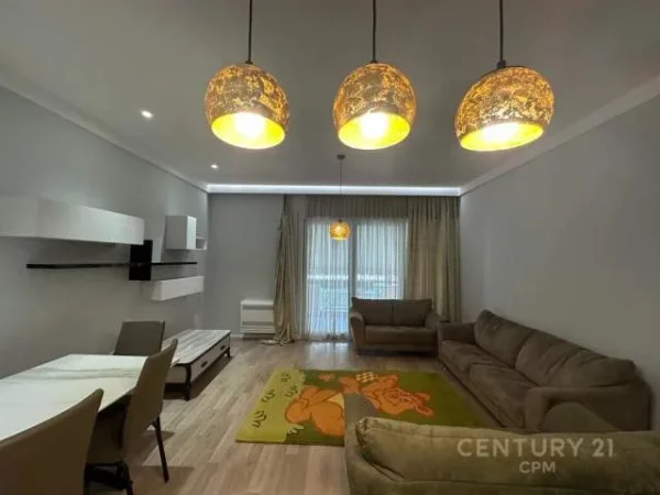 Tirane, jepet me qera apartament 2+1+BLK 112 m² 650 Euro (deliorgji)