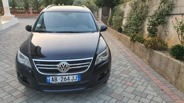 Tirane, shes makine Volkswagen Tiguan 2.0 TDI 4motion FULL OPTION, Viti 2010, 9000 Euro