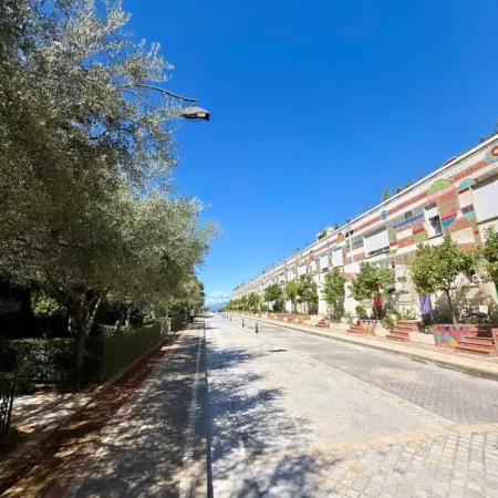 Tirane, shitet apartament 1+1 , 126 m² 120.000 € (Kodra Diellit 2)