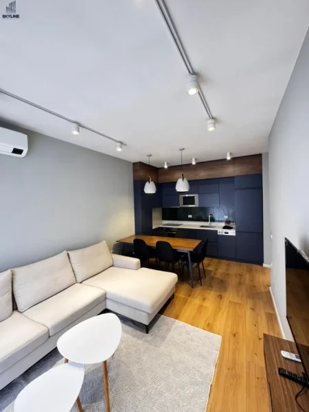 Tirane, jepet me qera apartament 1+1 Kati 3, 65 m² 650 € (Astir)