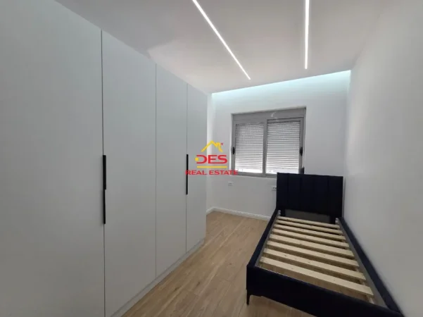 Vlore, shitet apartament 2+1+Ballkon Kati 9, 101 m² 230.000 € (Lungomare)