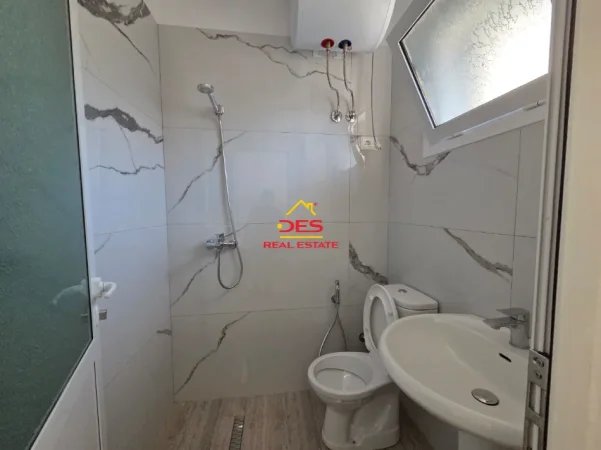 Vlore, shitet apartament 2+1+Ballkon Kati 9, 101 m² 230.000 € (Lungomare)