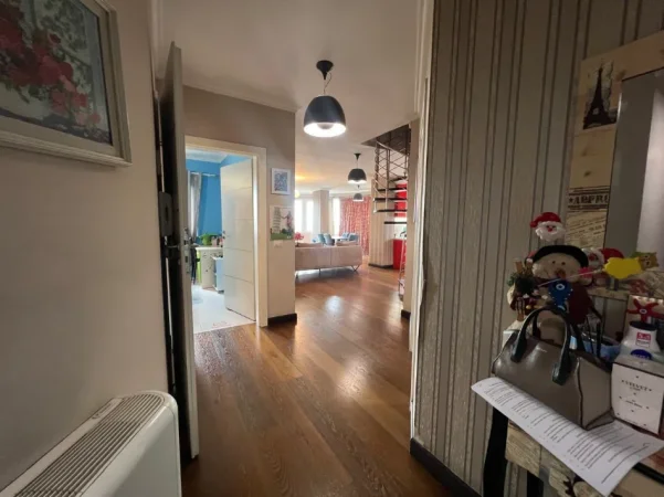 Tirane, shitet apartament 2+1 Kati 10, 115 m² 210.000 € (Bulevardi Bajram Curri)