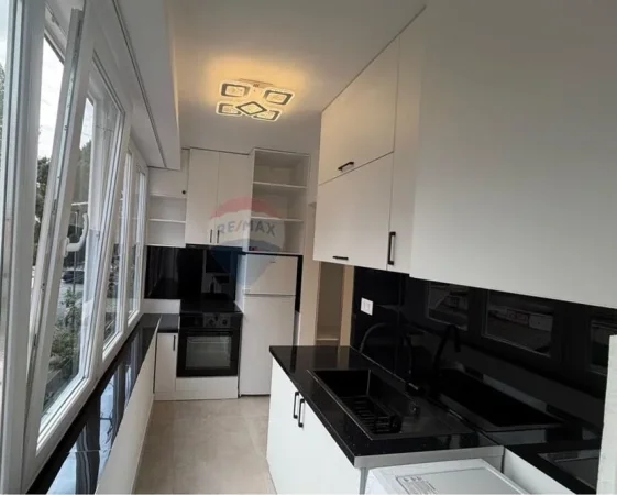 Tirane, shitet apartament 1+1 Kati 3, 29 m² 88.000 € (Rruga e dibres ID: 530471014-61)