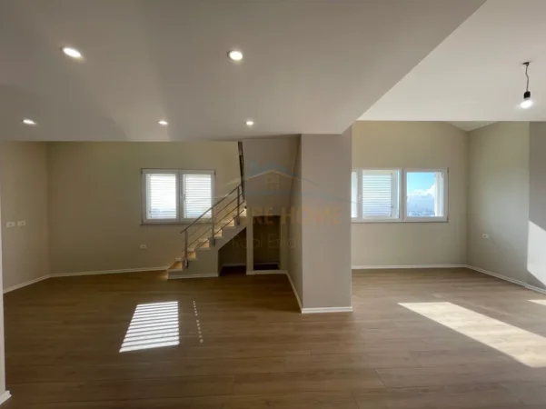 Tirane, shitet apartament duplex Dublex Kati 3, 73 m² 170.000 € (Fresk)
